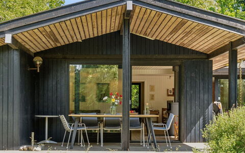 Lasse - 1.5Km from the Sea: Legna, Casa, Villetta, Casa, Tetto, Area Rurale, Raccordo, Log Cabin, Edifici Giardino, Latifoglie