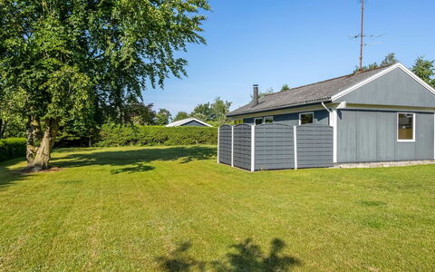 Davida - 400M from the Sea: Legna, Color Legno, Plank, Latifoglie, Villetta, Deck, Raccordo, Shade, Pavimento In Legno, Edifici Giardino