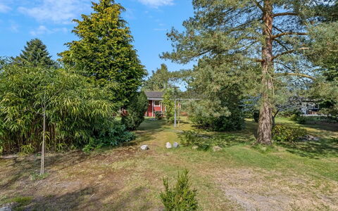 Berit - 700M from the Sea: Legna, Casa, Villetta, Casa, Tetto, Area Rurale, Raccordo, Log Cabin, Edifici Giardino, Latifoglie