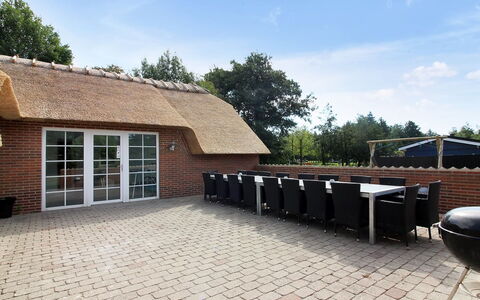 Erra - 250M from the Sea: Legna, Casa, Villetta, Casa, Tetto, Area Rurale, Raccordo, Log Cabin, Edifici Giardino, Latifoglie