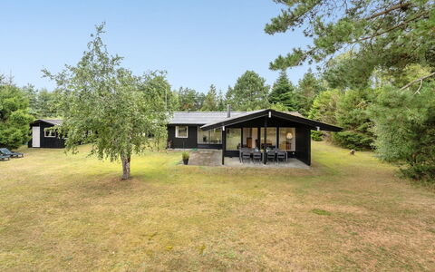 Elja - 600M from the Sea: Legna, Casa, Villetta, Casa, Tetto, Area Rurale, Raccordo, Log Cabin, Edifici Giardino, Latifoglie