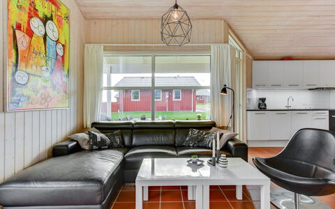 Helga - 100M from the Sea: Interior Design, Legna, Divano, Pavimentazione, Soffitto, Soggiorno, Mobilia, Pavimento, Camera