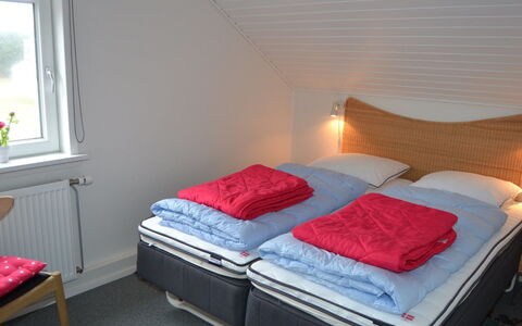 Svava - 2.3Km from the Sea: Mobilia, Tessile, Biancheria, Pavimento, Camera Da Letto, Interior Design, Lenzuolo, Letto, Bedding, Camera