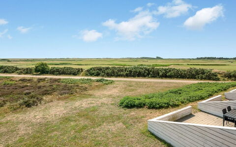 Fotij - 2.3Km from the Sea: Cielo, Erba, Pascolo, Ecoregione, Plain, Lotto, Nube, Campo, Prateria