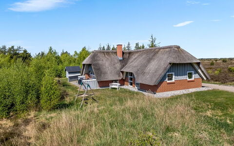Atti - 2.5Km from the Sea: Thatching, Villetta, Casa, Tetto, Casa, Agriturismo, Capanna, Estate, Villaggio