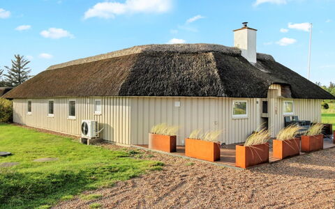 Annalise - 1Km from the Sea: Legna, Villetta, Latifoglie, Plank, Color Legno, Edifici Giardino, Design, Cortile, Log Cabin, Backyard
