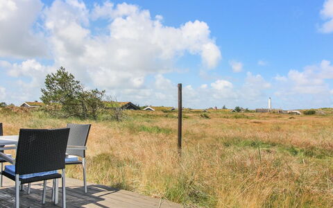Edyta - 400M from the Sea: Erba, Casa, Tetto, Casa, Villetta, Arbusto, Lotto, Area Rurale, Agriturismo, Groundcover