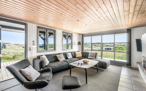 Anetta - 200M from the Sea: Interior Design, Soffitto, Legna, Pavimentazione, Pavimento, Mobilia, Camera, Appartamento, Soggiorno, Pavimento In Legno