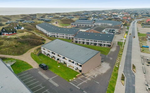 Anastasia - 200M from the Sea: Erba, Casa, Tetto, Casa, Villetta, Arbusto, Lotto, Area Rurale, Agriturismo, Groundcover