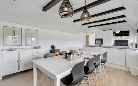 Giesela - 975M from the Sea: Interior Design, Soffitto, Legna, Mobilia, Lampada, Pavimentazione, Cucina & Sala Da Pranzo Tavolo, Illuminazione, Cucina, Tavolo