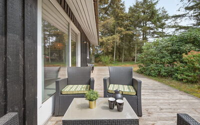 Hamund - 700M from the Sea