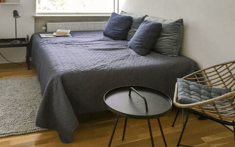 Flor - 900M from the Sea: Mobilia, Camera Da Letto, Interior Design, Pavimentazione, Pavimento, Letto, Bedding, Lenzuolo, Legna, Biancheria