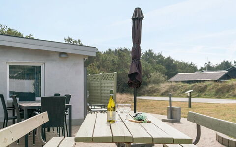 Lenni - 700M from the Sea: Legna, Casa, Portico, Deck, Latifoglie, Tetto, Color Legno, Pavimento In Legno, Eco Hotel
