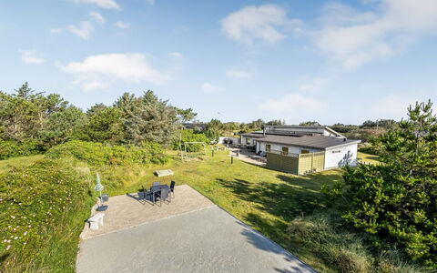 Lenni - 700M from the Sea: Legna, Casa, Portico, Deck, Latifoglie, Tetto, Color Legno, Pavimento In Legno, Eco Hotel