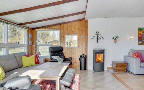 Ingebritt - 1.5Km from the Sea: Mobilia, Interior Design, Divano, Soggiorno, Soffitto, Camera, Villetta, Sedia