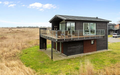 Gerniot - 500M from the Sea: Architettura, Tetto, Casa, Materiale Composito, Illuminazione Diurna, Raccordo, Driveway