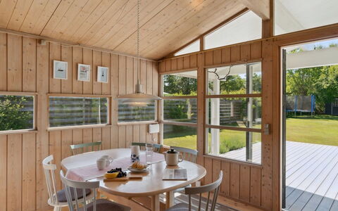 Sjard - 700M from the Sea: Legna, Casa, Villetta, Casa, Tetto, Area Rurale, Raccordo, Log Cabin, Edifici Giardino, Latifoglie