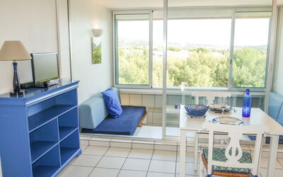 Bandol 230