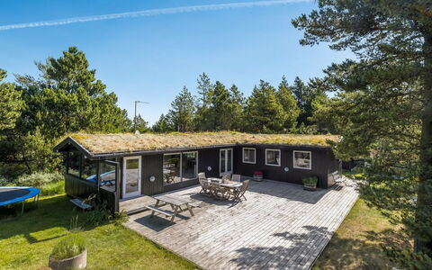 Elin - 3Km from the Sea: Tetto, Lotto, Villetta, Casa, Area Rurale, Capannone, Raccordo, Edifici Giardino, Log Cabin, Capanna