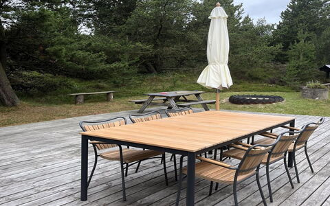 Elin - 3Km from the Sea: Tetto, Lotto, Villetta, Casa, Area Rurale, Capannone, Raccordo, Edifici Giardino, Log Cabin, Capanna