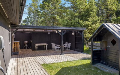 Elin - 3Km from the Sea