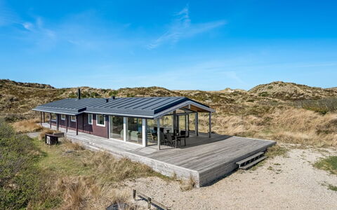 Hristina - 200M from the Sea: Tetto, Lotto, Villetta, Casa, Area Rurale, Capannone, Raccordo, Edifici Giardino, Log Cabin, Capanna