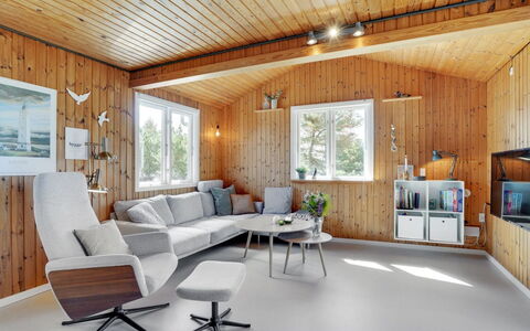 Absolon - 1.5Km from the Sea: Mobilia, Interior Design, Soffitto, Casa, Lampada, Soggiorno, Appartamento, Camera, Sedia, Divano