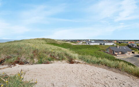 Gidsken - 30M from the Sea: Cielo, Blu, Erba, Ecoregione, Paesaggio, Lotto, Orizzonte, Plain, Pascolo, Terreno