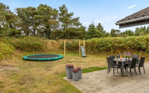 Gillis - 900M from the Sea: Erba, Lotto, Giardino, Prato, Shade, Landscaping, Backyard, Prato, Cortile, Parco