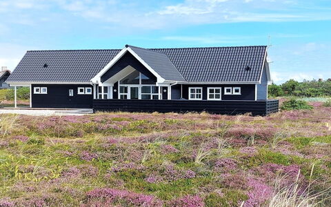 Eliena - 500M from the Sea: Tetto, Lotto, Villetta, Casa, Area Rurale, Capannone, Raccordo, Edifici Giardino, Log Cabin, Capanna