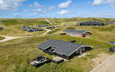 Friedel - 150M from the Sea