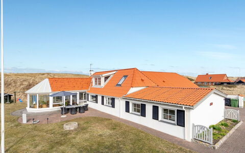 Pauli - 75M from the Sea