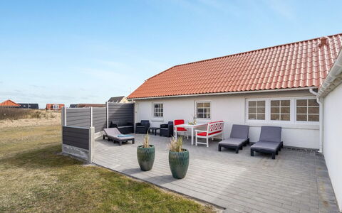 Pauli - 75M from the Sea