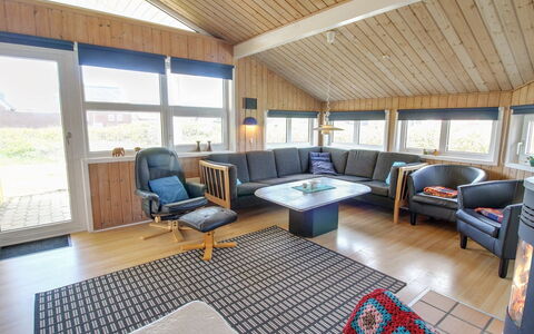 Suend - from the Sea: Interior Design, Pavimentazione, Pavimento, Mobilia, Legna, Soffitto, Divano, Camera, Soggiorno, Lampada