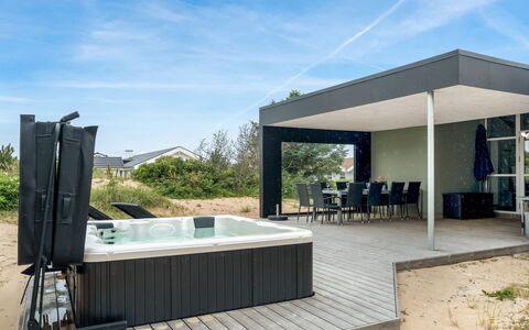 Hariet - 600M from the Sea: Materiale Composito, Shade, Piscina, Calcestruzzo, Deck, Struttura Esterna, Mobili Da Esterno, Terrazza, Tempo Libero