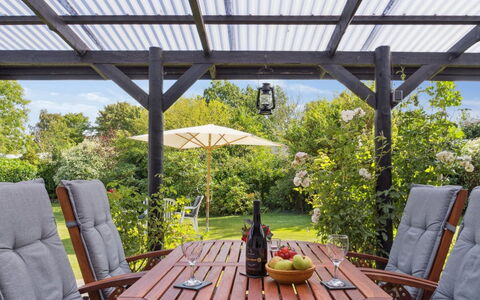 Merit - 800M from the Sea: Tetto, Lotto, Villetta, Casa, Area Rurale, Capannone, Raccordo, Edifici Giardino, Log Cabin, Capanna