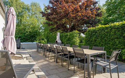Thorward - 1.5Km from the Sea: Tetto, Casa, Porta, Villetta, Shade, Raccordo, Cortile, Estate, Backyard