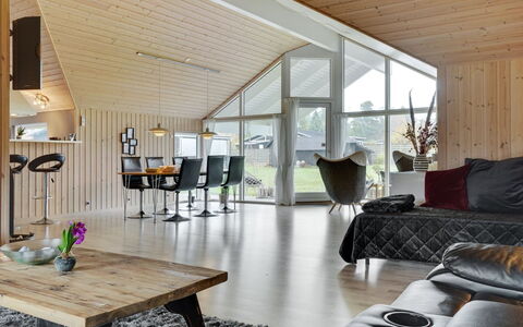 Hegge - 300M from the Sea: Casa, Casa, Porta, Tetto, Villetta, Estate, Giardino, Shade, Raccordo, Cortile