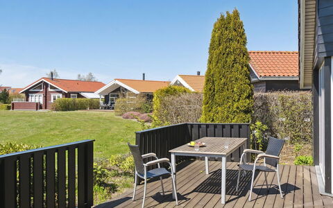 Florentin - 1Km from the Sea: Tetto, Lotto, Villetta, Casa, Area Rurale, Capannone, Raccordo, Edifici Giardino, Log Cabin, Capanna