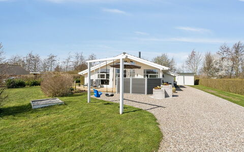 Tjakko - 900M from the Sea: Tetto, Lotto, Villetta, Casa, Area Rurale, Capannone, Raccordo, Edifici Giardino, Log Cabin, Capanna