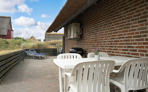 Anselmi - 450M from the Sea: Legna, Villetta, Latifoglie, Plank, Color Legno, Edifici Giardino, Design, Cortile, Log Cabin, Backyard