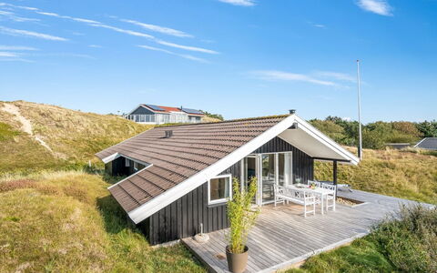 Edvardine - 400M from the Sea: 