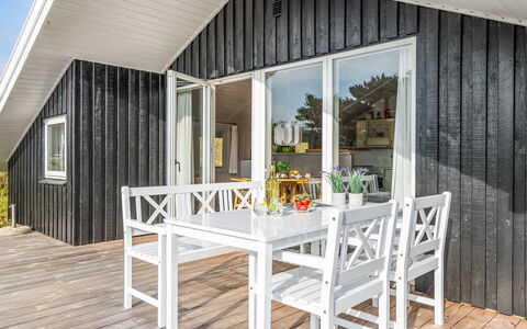 Edvardine - 400M from the Sea: 