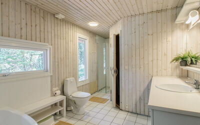 Karri - 1.1Km from the Sea