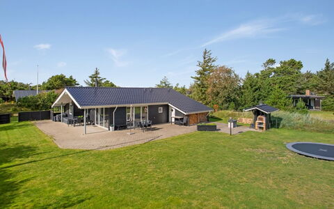 Stacey - 800M from the Sea: Villetta, Capannone, Capanna, Agriturismo, Prateria, Baracca, Fienile, Log Cabin, Edifici Giardino
