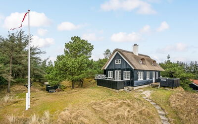 Erikke - 300M from the Sea
