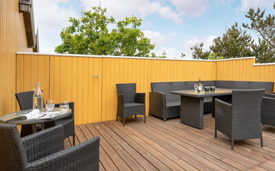Thrond - 200M from the Sea