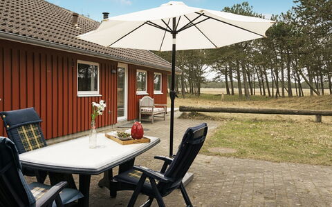 Tove - 1.5Km from the Sea: Legna, Villetta, Latifoglie, Plank, Color Legno, Edifici Giardino, Design, Cortile, Log Cabin, Backyard