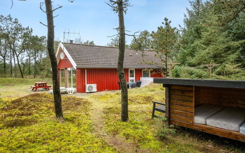 Tove - 1.5Km from the Sea: Legna, Villetta, Latifoglie, Plank, Color Legno, Edifici Giardino, Design, Cortile, Log Cabin, Backyard