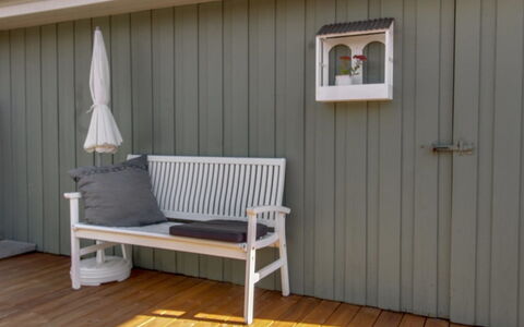 Livia - 900M from the Sea: Legna, Color Legno, Plank, Latifoglie, Villetta, Deck, Raccordo, Shade, Pavimento In Legno, Edifici Giardino